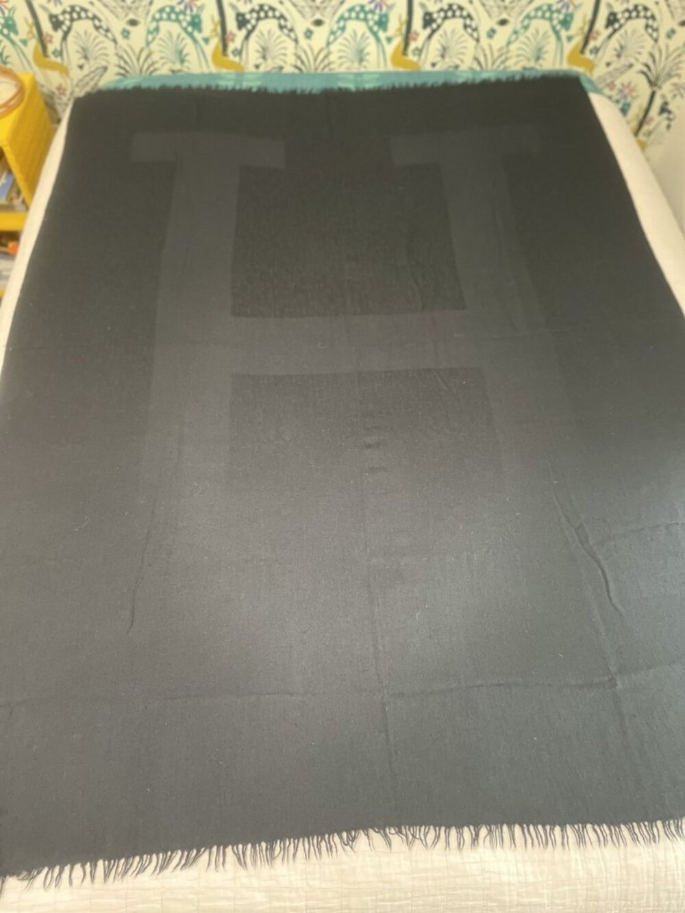 Hermes Cashmere Silk & Wool Large Blanket Shawl Throw Black Fringe 54x70 Large H - Picture 7 of 13
